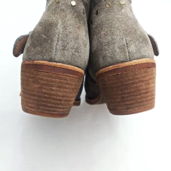 Söfft ALLENE Suede Moto Bootie Studs Buckles Side Zip Western Cowboy Boots Taupe - Picture 10 of 16